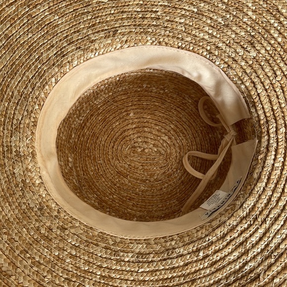 Vitamin A- Je T’aime straw hat main image 2
